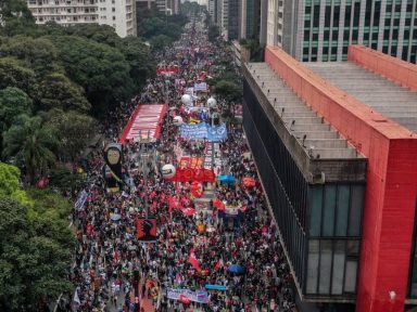 “Dia 24 de julho vamos às ruas de todo o país para derrotar Bolsonaro”, convocam estudantes