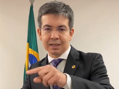 Vice da CPI entra com queixa-crime contra Bolsonaro por difamação