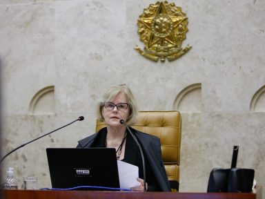 Cobrada pelo Supremo, PGR pede abertura de inquérito contra Bolsonaro no caso da Covaxin
