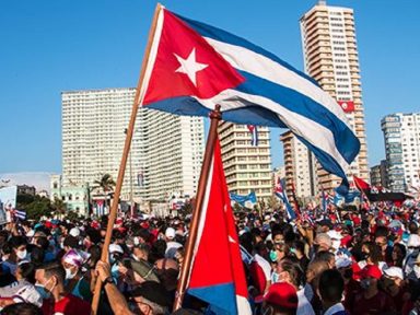 “Embargo a Cuba em plena pandemia é crime de lesa-humanidade”, afirma o médico Francisco Rubió