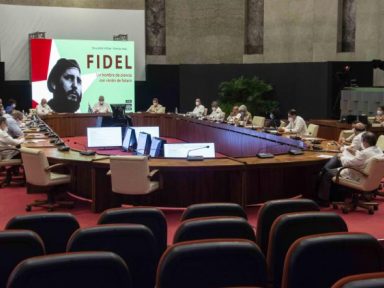 Cuba reverencia legado de Fidel nos 95 anos de seu nascimento