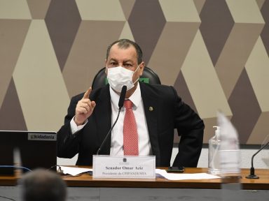 Aziz: ‘Bolsonaro está evidenciando toda a fraqueza, acuado pelas investigações de corrupção’