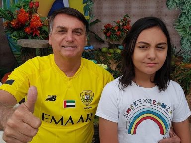 Bolsonaro constrange comandante do Exército ao pedir ingresso da filha no Colégio Militar sem seleção