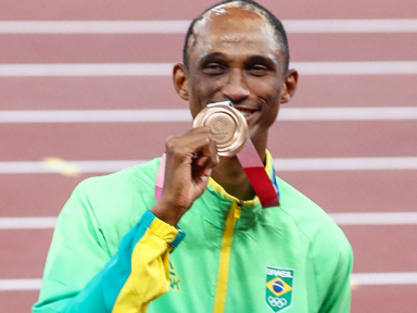 Alison dos Santos, o brasileiro que brilhou na “maior prova das Olimpíadas”