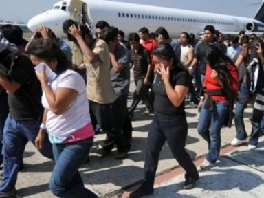 Agência da ONU adverte EUA por voos ilegais de deportação de migrantes