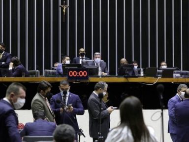 Câmara aprova em 2º turno reforma eleitoral com coligações nas eleições proporcionais