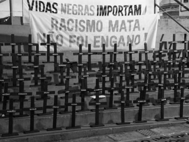 Negros foram 77% dos assassinatos do país em 2019, primeiro ano do governo Bolsonaro