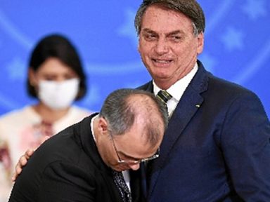 Submissão a golpismo de Bolsonaro torna mais remota aprovação de Mendonça para STF