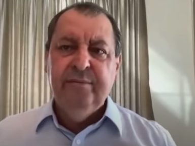 Aziz: “Bolsonaro é aquele escorpião que pega carona, atravessa o rio e depois pica quem deu a carona”