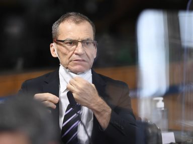 Contarato: ‘próximo ataque de Bolsonaro virá’; ‘ele é o barril de pólvora que implode o país’