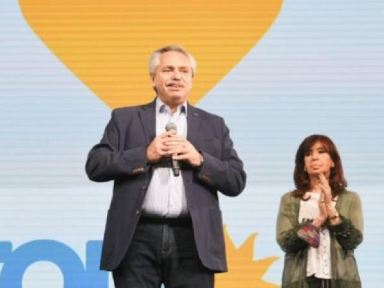 Ao admitir revés nas primárias argentinas, presidente anuncia estímulos à indústria