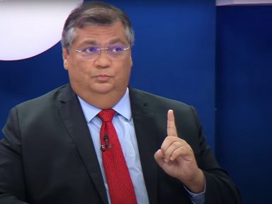 Flávio Dino: Bolsonaro apenas “adiou a confrontação”; não podemos “baixar a guarda”