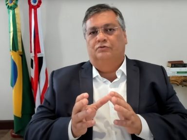Flávio Dino: “conduta de Bolsonaro é duplamente criminosa”