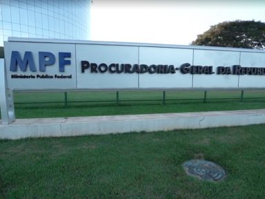Procuradores pedem resposta “firme, serena e intransigente” ao golpismo de Bolsonaro