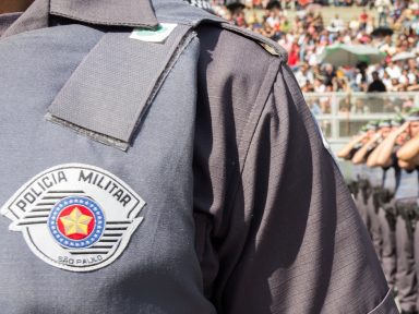Ministério Público recomenda punição a policiais que participem de manifestações golpistas