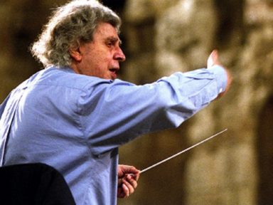 Mikis Theodorakis, música e vida exemplares dedicados à luta pela liberdade