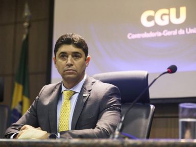 Ministro da CGU será cobrado na CPI por omissão em fiscalizar compra de vacinas