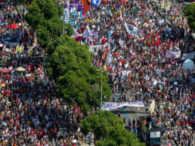 Cresce mobilização em todo país contra Bolsonaro. Anhangabaú será o palco do protesto em SP