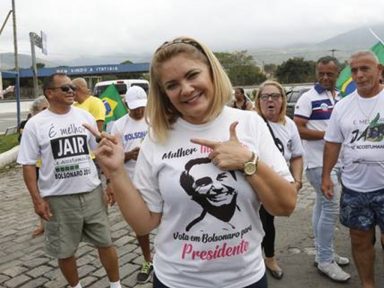 “Rachadinha”: Coaf registrou 1.185 saques em espécie na conta de empresa da ex de Bolsonaro