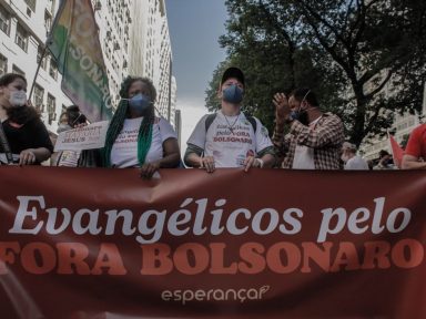 Datafolha: rejeição a Bolsonaro entre evangélicos atinge 41% e só 29% aprovam