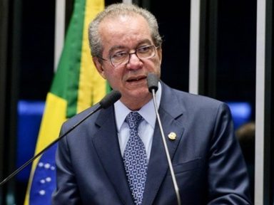 “É hora de agir. Bolsonaro já causou muito mal ao Brasil”, defende José Aníbal