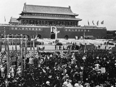 China comemora 72 anos da fundação da República Popular