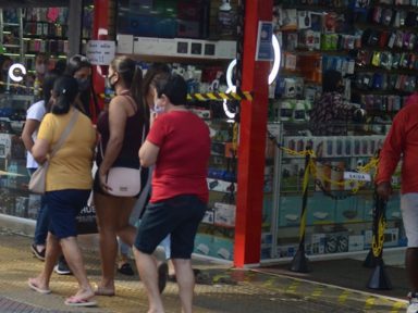 Venda no comércio tem pior resultado em 20 anos