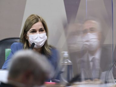 ‘Capitã cloroquina’ faz BO contra auxiliar de Queiroga, que a acusa de conspirar contra o ministro