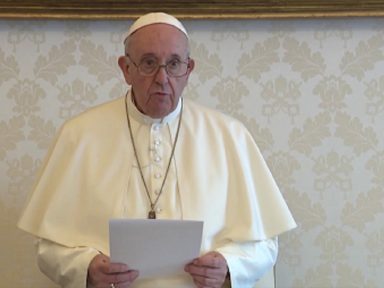 “Não há democracia com fome, nem justiça com desigualdade”, afirma o papa