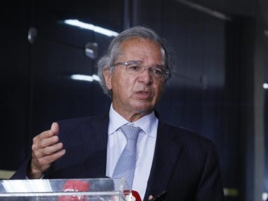 PGR vai investigar Paulo Guedes e suas contas milionárias ocultas no exterior