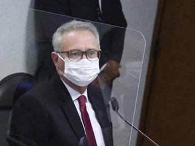 Renan chama Bolsonaro de ‘serial killer’: ‘não respeita a vida dos brasileiros’