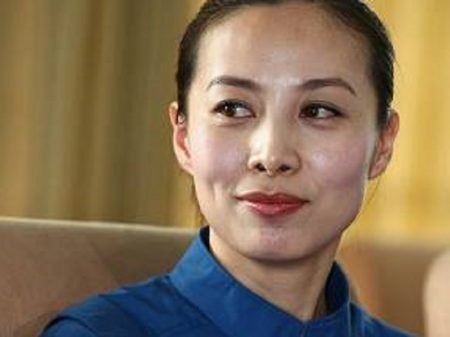 Astronauta Wang Yaping é a primeira chinesa a caminhar no espaço