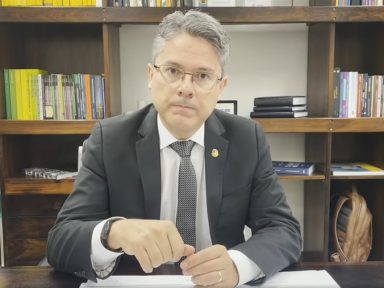 Vieira: PEC das pedaladas do governo “usa a fome dos brasileiros para saquear os cofres públicos”
