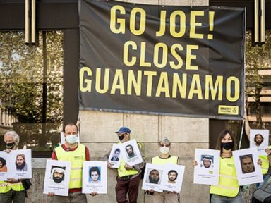 “Tortura de Khan em Guantánamo é vergonha para EUA”, declaram 7 jurados militares