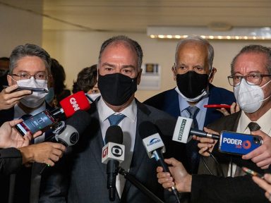Governo enfrenta forte resistência no Senado para votar “PEC das pedaladas”