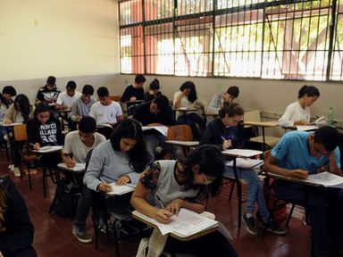Mensalidade escolar: maior alta em 5 anos