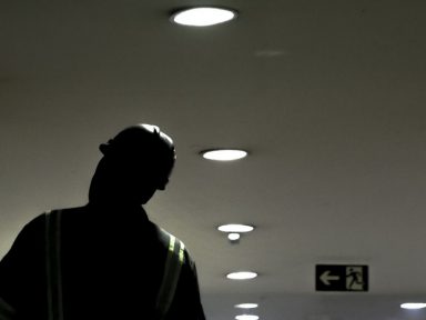 CNI: energia cara pode tirar 456 mil empregos