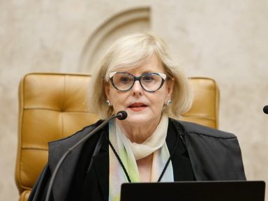 Ministra do STF prorroga inquérito que investiga prevaricação de Bolsonaro