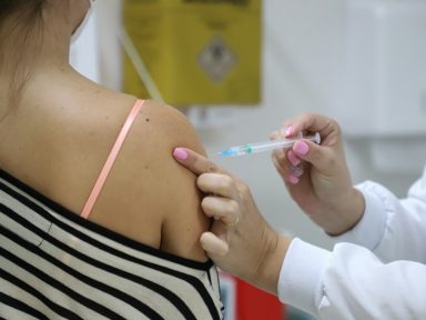 “Proibir a exigência de vacinação é inconstitucional”, afirma procurador-geral do Trabalho