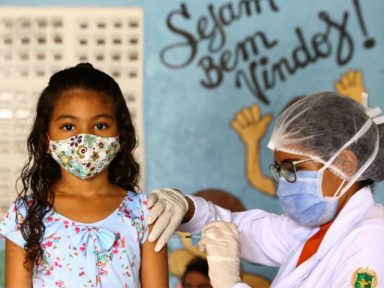 São Paulo pede urgência da Anvisa em autorizar vacinação de crianças de 5 a 11 anos