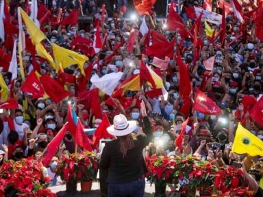 Honduras comemora nas ruas a vitória de Xiomara, a 1ª presidente mulher