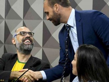 Eduardo Bolsonaro pagou mansão para Allan dos Santos, dizem mensagens