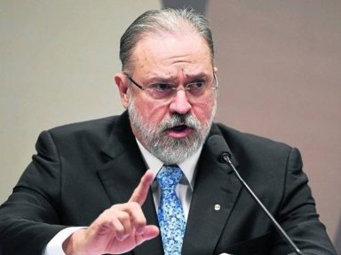 Aras diz ao STF que abriu 25 apurações contra Bolsonaro, mas esconde conteúdo