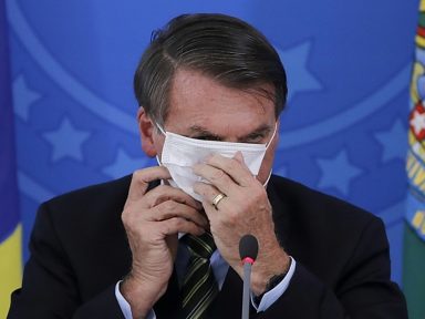 Bolsonaro agride o STF para acobertar os crimes de seus aliados golpistas