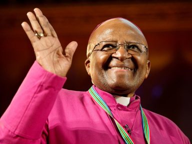 Desmond Tutu, um grande lutador pelo fim do apartheid