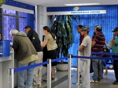 Governo sobe juros para aposentados e pensionistas