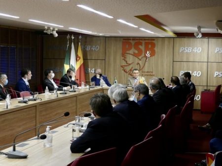 Dirigentes estaduais do PSB aprovam a federação com PCdoB, PT, Psol e PV