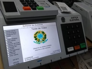 PGR favorável à investigação de Bolsonaro por fake news contra as urnas eletrônicas