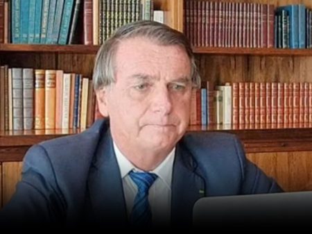 Bolsonaro defende ‘direito’ do seu ‘gabinete do ódio’ fazer ameaças de morte