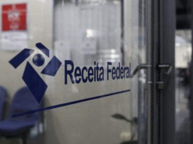 Greve dos auditores da Receita Federal paralisa 145 delegacias regionais